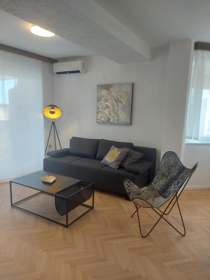 Apartments Fugosic Пунат Екстер'єр фото
